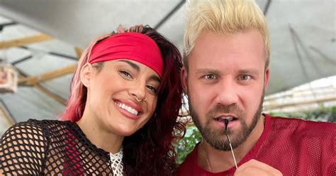 is paulie and cara maria still together|Are Cara and Paulie From The Challenge Still。